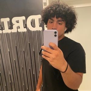 Meet your Posher, Christopher